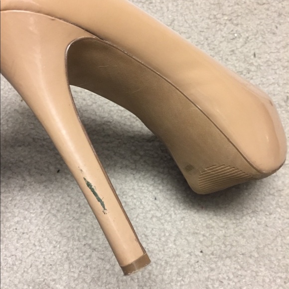 Jessica Simpson Platform stilettos - Picture 3 of 4